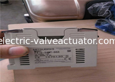 Un buon prezzo. Mitsubishi FX1N-24MT-DSS PLC a logica programmabile 12-24 V DC con uscite integrate a 10 punti in linea