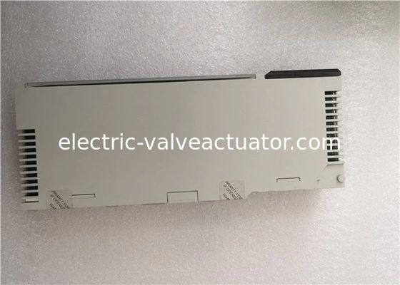 Un buon prezzo. Schneider 140DII33000 Uscita DC switching 12 punti 24-125 VDC 0.75A per punto in linea