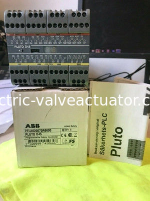 Un buon prezzo. IL PLUTONE D45 DELLO SPA DELLA SICUREZZA 2TLA020070R6600 CON IL BUS DELLA SICUREZZA DEL PLUTONE ENTRATA ANALOGICO 45 L'INGRESSO/USCITA 8 COMBINATO in linea