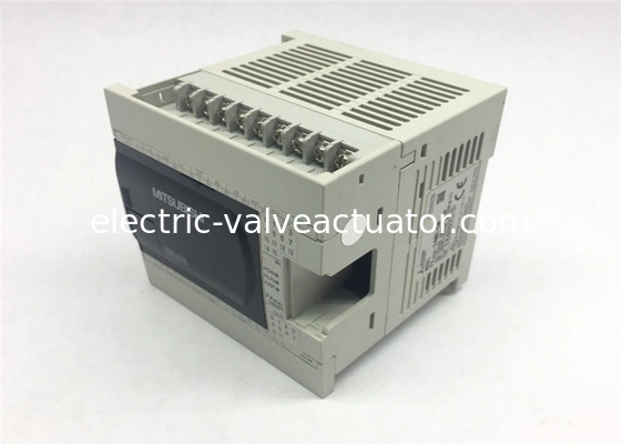 Un buon prezzo. Mitsubishi Melsec Programmable Machine Controller FX3U-64MR/DS in linea