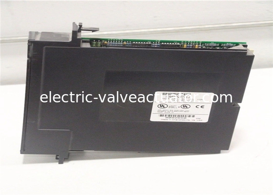 Un buon prezzo. GE Fanuc PLC Programmable Logic Controller IC697PWR711J Series 90-70 Slot Rack Module in linea
