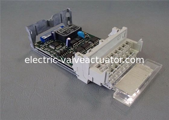 Un buon prezzo. Schneider Electric TSXASZ401 Uscita analogica Micro 4 + - 10 V 0-10 V in linea