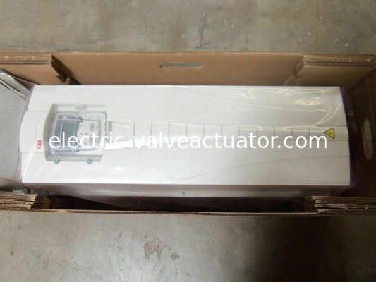 Un buon prezzo. ACS550-U1-072A-4+B055 ABB ACS550 Series Enclosed Variable Frequency Drive in linea