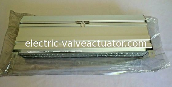 Un buon prezzo. 3BHE022293R0101 PC D232 ABB Communications I/O Module CIO Combined Input Output in linea