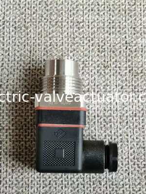 Un buon prezzo. KOBOLD TWR120900 Interruttore terminale compatto affidabile e resistente per automazione industriale in linea